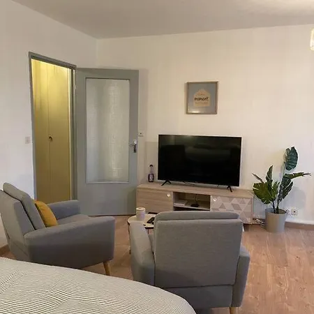 Le Belleviste - Studio équipé, Wifi, Parking Gréoux-les-Bains